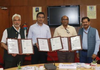 CSIR-CRRI , PWD Govt. of Uttar Pradesh, and SPA New Delhi signed an MoA to implement the CAQM Framework for Paving & Greening of Urban Roads, focusing on road dust mitigation, green infrastructure, RAMS, and innovative road technologies.