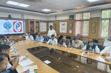 Pilot Plant Demonstration of Bio-Oil Production held, at CSIR-IIP Dehradun, under bio-binder technology developed by CSIR-CRRI & CSIR-IIP from farm residue to roads.