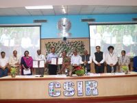 Strengthening "AtmanirbharBharat" in infrastructure, DG Dr. N. Kalaiselvi & Director Dr. Ch. Ravi Sekhar facilitated the commercial transfer of 4 path-breaking indigenous technologies to industry partners at CSIR HQ, New Delhi