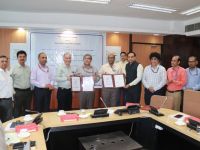 Transforming Delhi's urban roads, CSIR-CRRI & MCD signed an MoA for structural assessment, quality control, & capacity building.