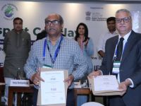 In the presence of Hon’ble Minister(MoRTH) Sh. Nitin Gadkari ji,  CSIR-CRRI &  IndianIfge exchanged an MoU at the GreenTransport Conclave.