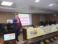 सीएसआईआर-सीआरआरआई में 'विश्व हिन्दी दिवस  समारोह-2026' का गरिमामय आयोजन किया गया।मुख्य अतिथि डॉ. राकेश बी. दुबे जी ने "हिन्दी: देश में, विदेश में" विषय पर अपने प्रेरक विचार साझा किए। संस्थान की गृह पत्रिका 'सड़क दर्पण' (अंक 29) का विमोचन भी संपन्न हुआ।