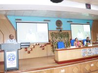 CSIR-CRRI Transferred two Technologies on Road & Road safety: 1. TwoPack-PatchFILL: An on-site pothole-filling mix transferred to Esbee Road Products. 2. CLARIVISOR: A 4-wheeler anti-glare device transferred to OptoDigital Pvt. Ltd.